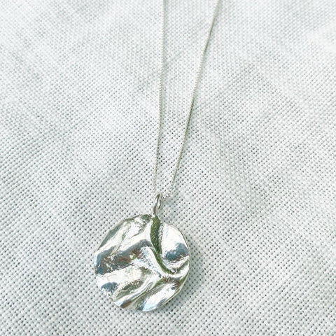 Hailey Gerrits // Nerissa Necklace Rose Quartz