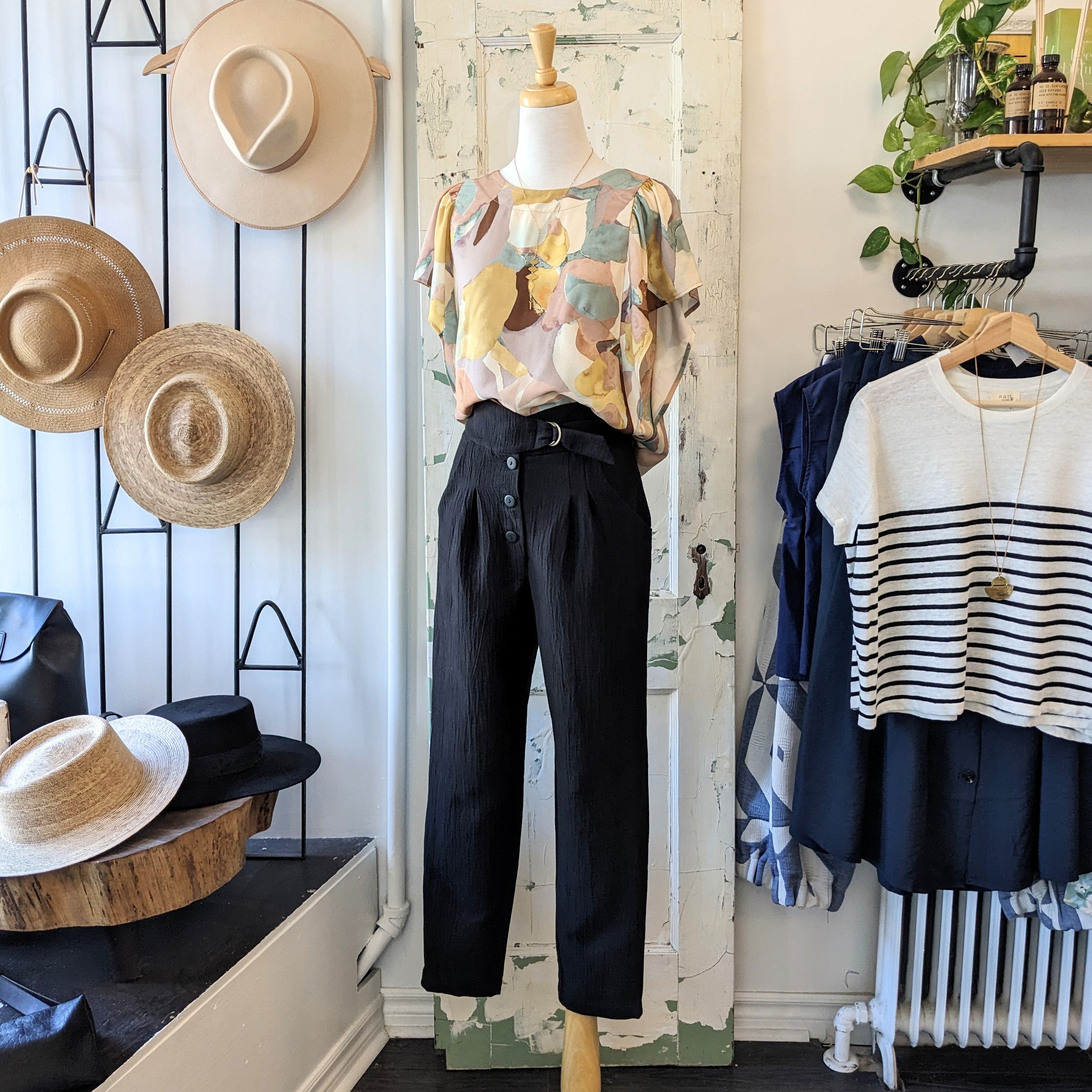 Cokluch // Sophora Pants Black