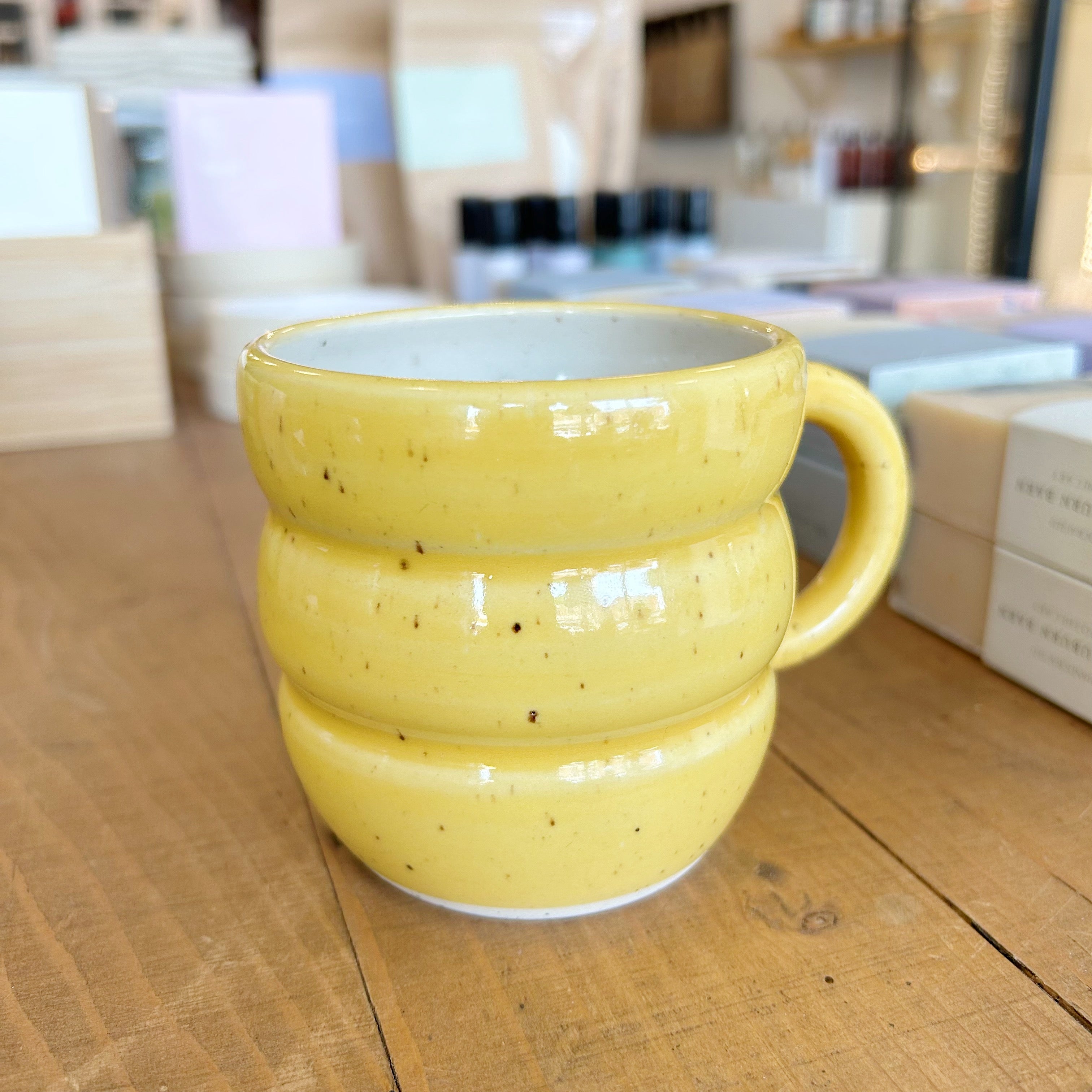 Valentina Guevera Ceramics // Bubble Mug Yellow