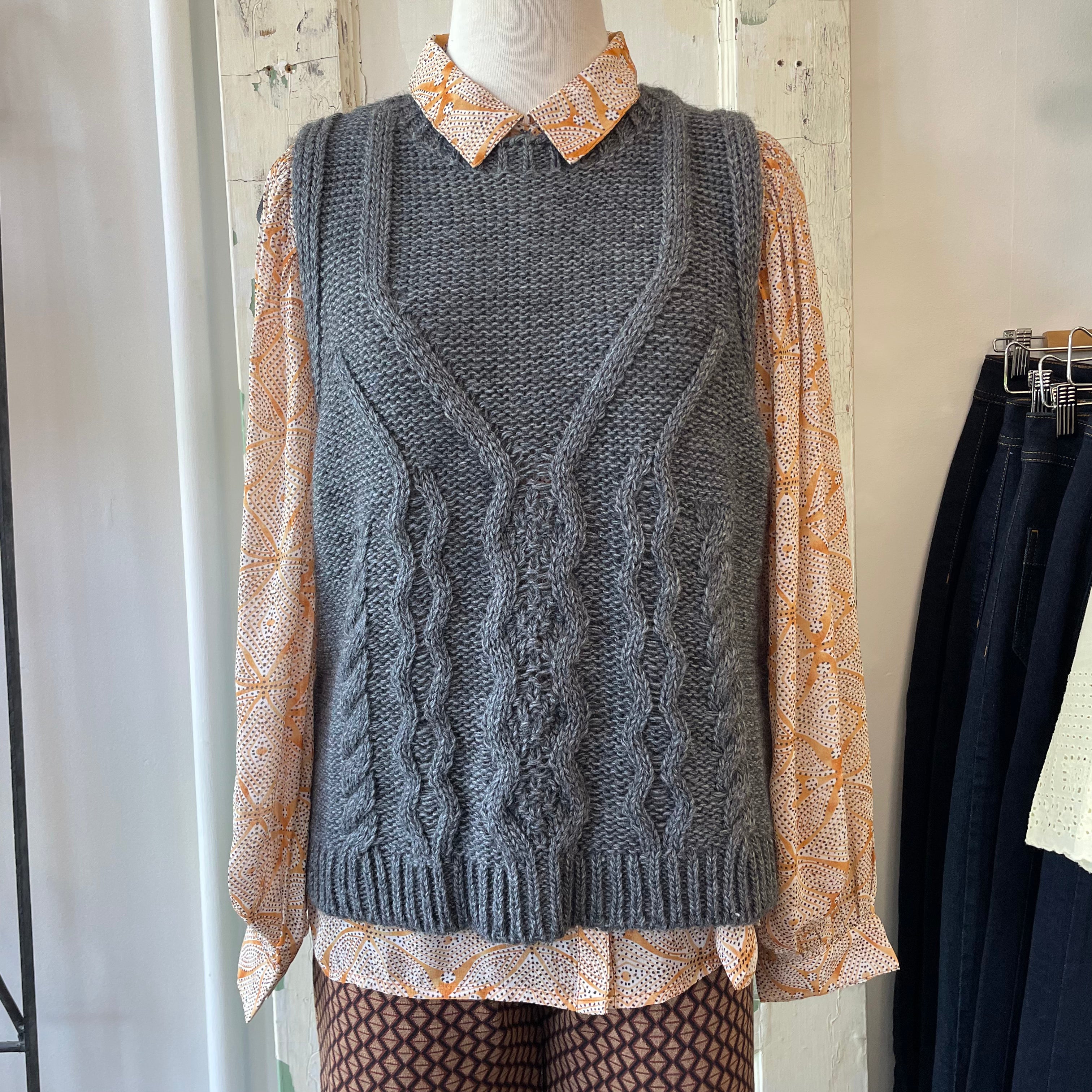 Indi & Cold // Grey Cable Vest