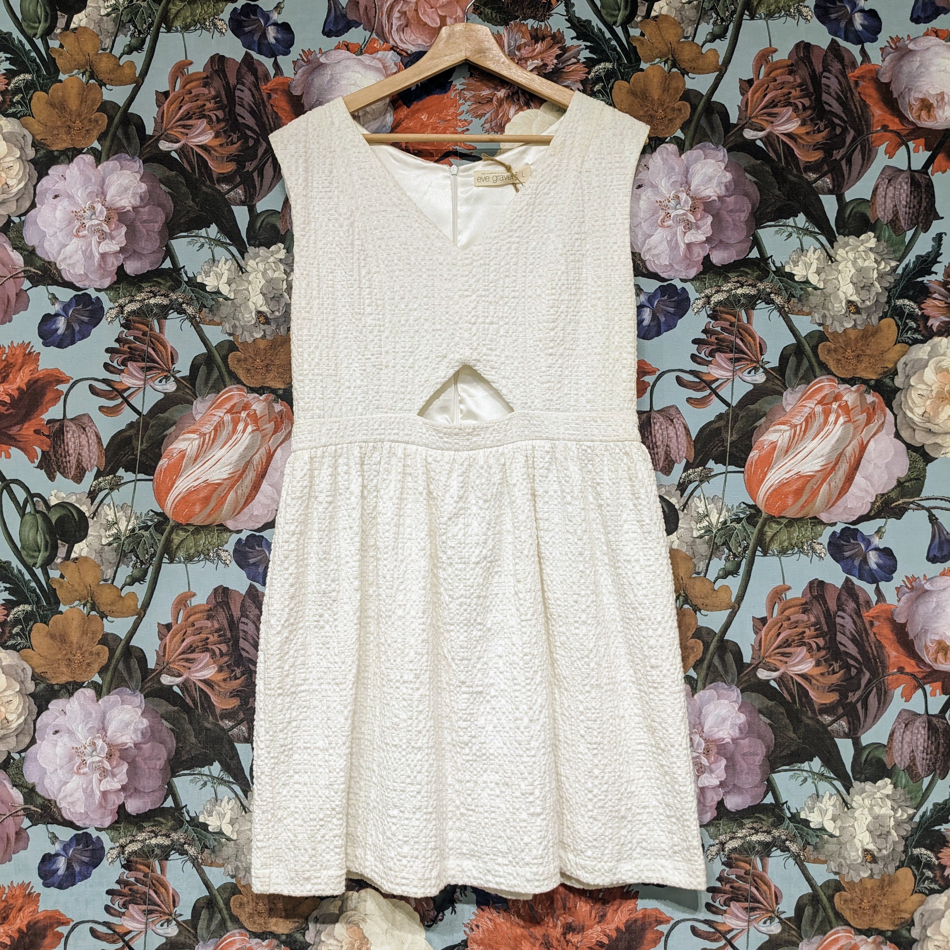 Eve Gravel // Textured Dress Off-White