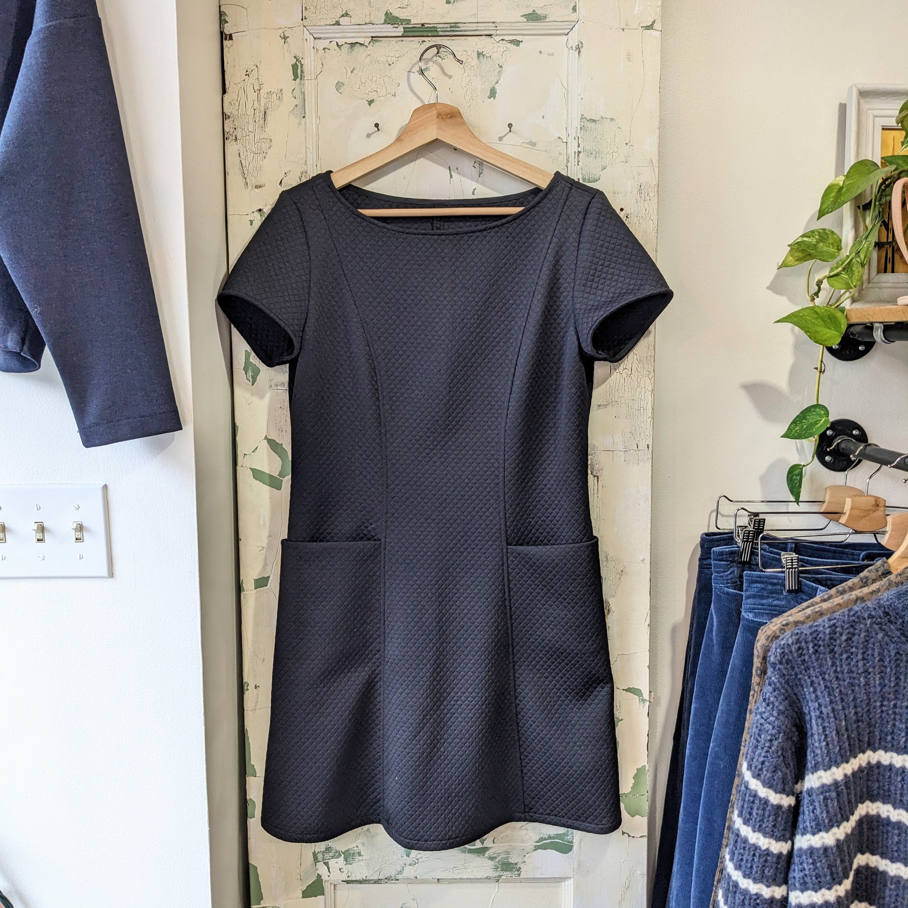 Sara Duke // Quilt Dress Black XL