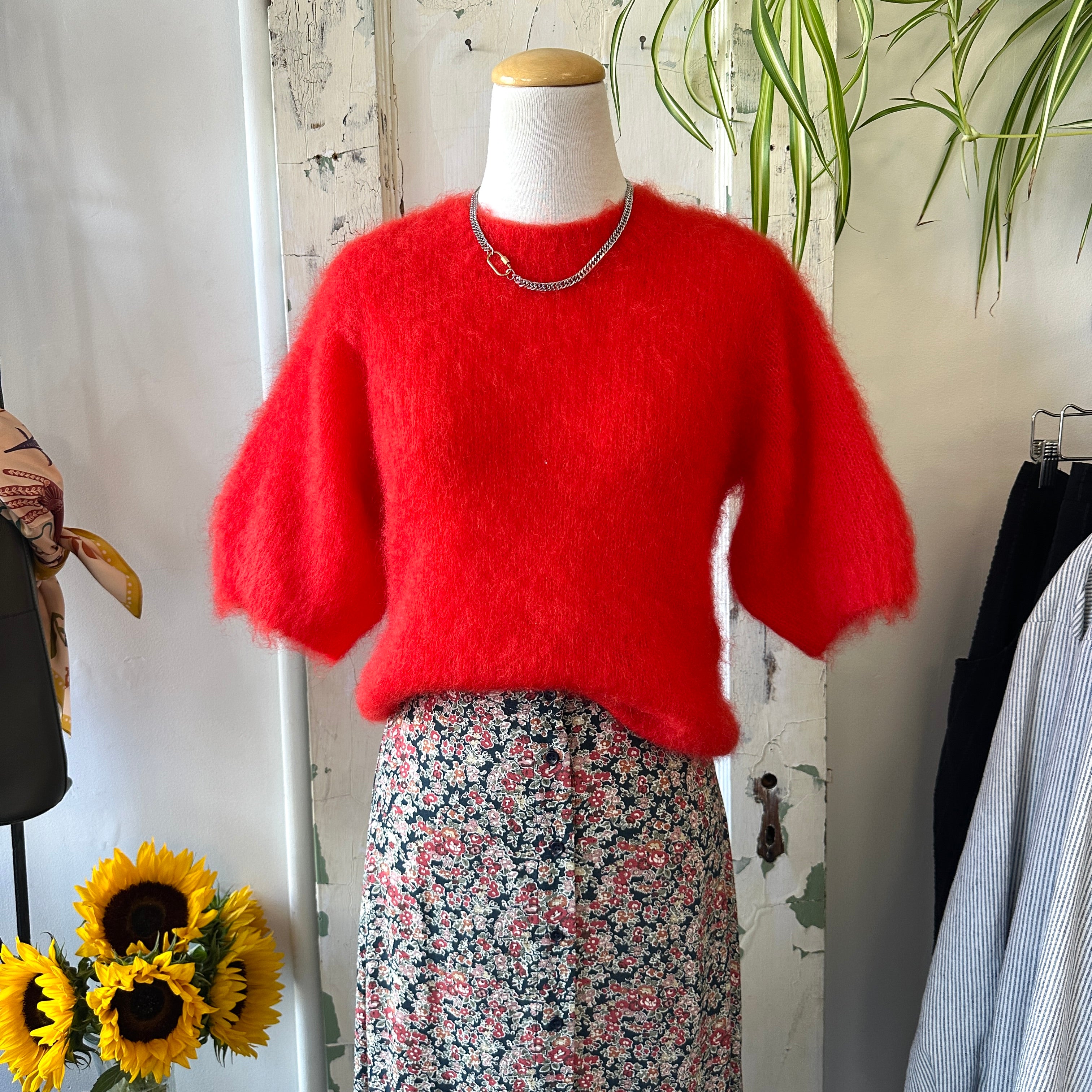 Des Petits Hauts // Alexa Red Short Sleeve Sweater