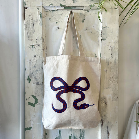 Banquet // Snake Bow Tote