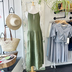 Yoga Jeans // Ophelia Linen Dress Moss