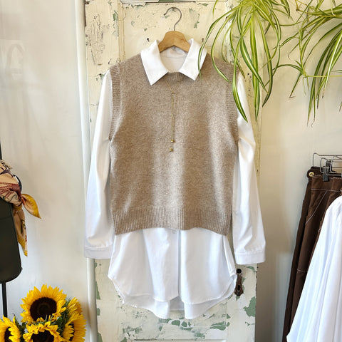Pink Martini // Clarissa Sweater Vest Beige