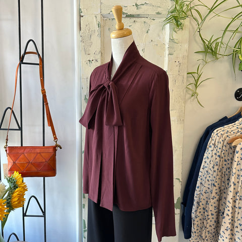 Bodybag by Jude // Ascot Shirt Burgundy