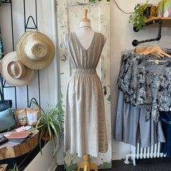 Yoga Jeans // Linen Buttons Luna Dress Natural