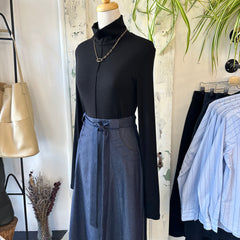 Eve Gravel // Mike Top Black