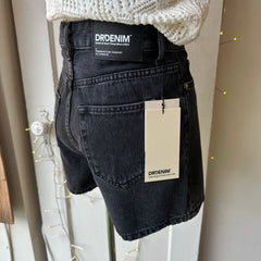 Dr. Denim // Nora Shorts Retro Black