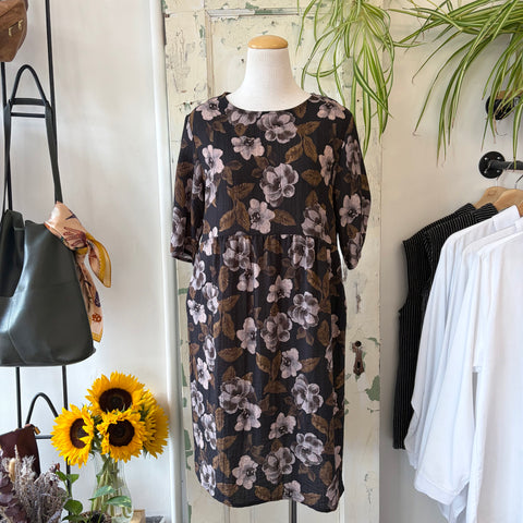 Chlo by Cokluch // Emma Dress Black Floral