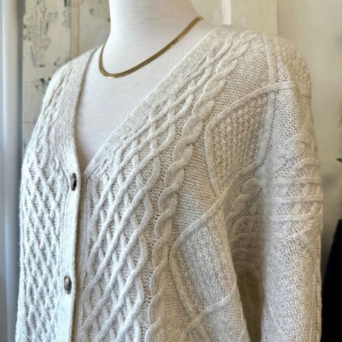 Pink Martini // Elli Cardi Beige