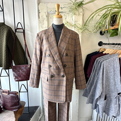 Indi & Cold // Plaid Blazer