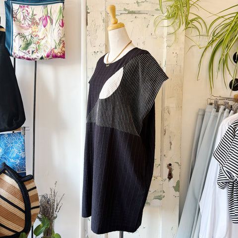 Jennifer Glasgow // Ambrosia Tunic Black