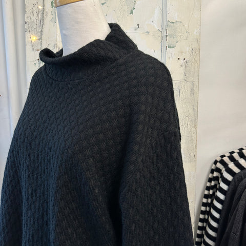 Bodybag by Jude // Waters Top Black