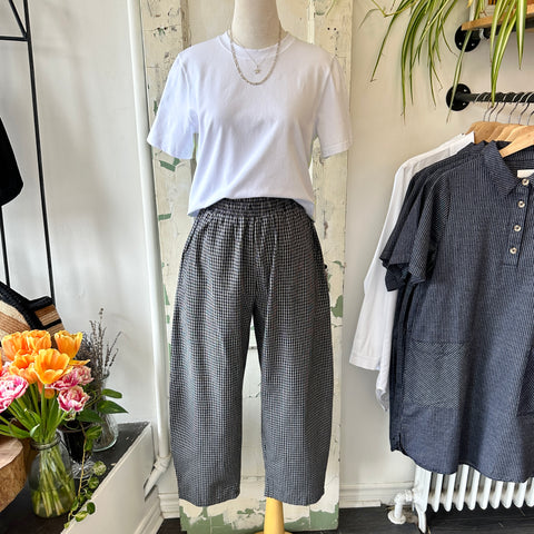 Compania Fantastica // Navy Blue Shorts