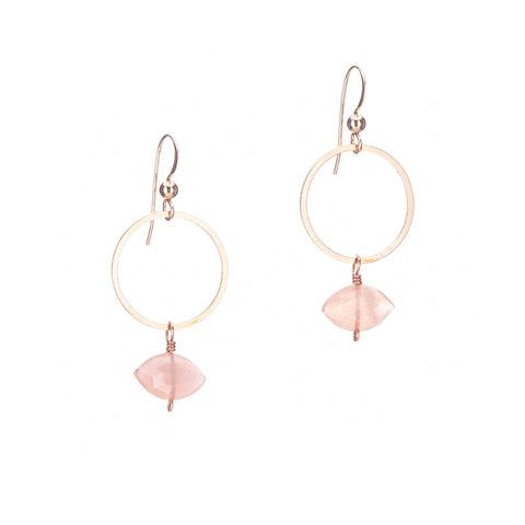 Hailey Gerrits // Rhea Earrings Peach Moonstone