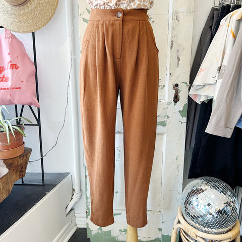 Meemoza // Maelle Vegan Linen Pants Cognac