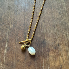 Petite Gold  // Luna Necklace