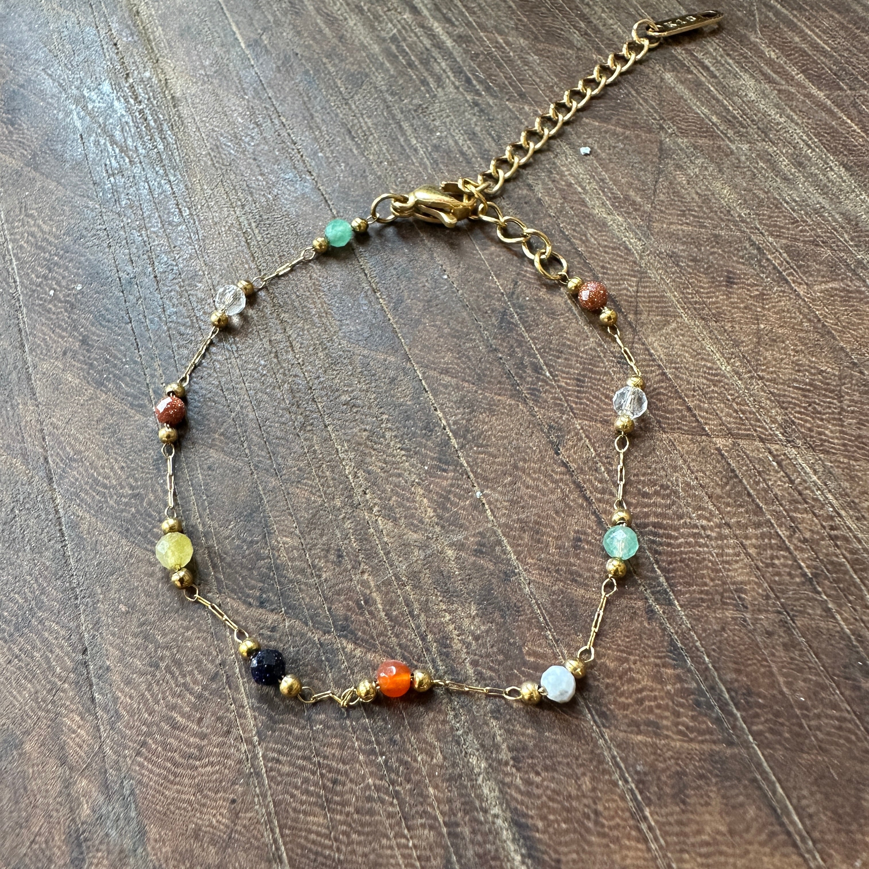 Petite Gold  // Gem Bracelet
