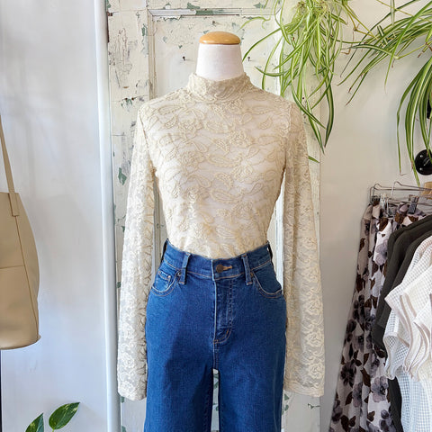 Allison Wonderland // Osprey Blouse