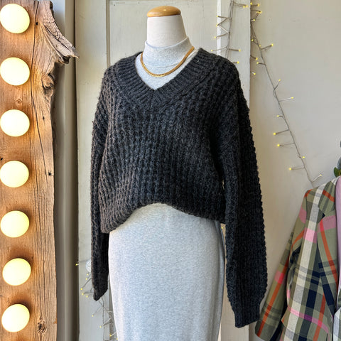 Gentle Fawn // Willow Sweater Charcoal