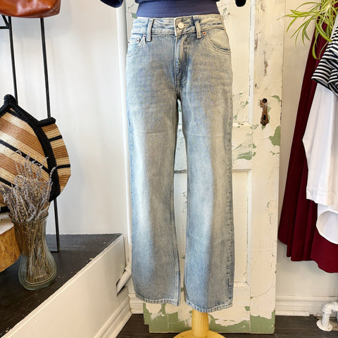 Dr. Denim // Nika Mid Straight Jeans Drift Lt Used