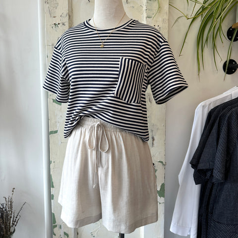 Pink Martini // Killion Shorts Beige