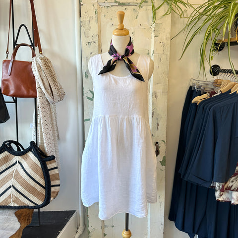 Astrid // Avery Dress White