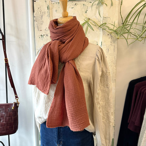 Indi & Cold // Cotton Gauze Scarf Clay