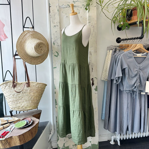 Yoga Jeans // Ophelia Linen Dress Moss