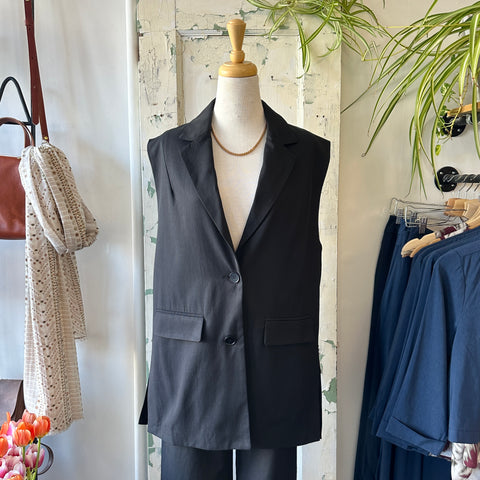 Meemoza // Sara Top Black