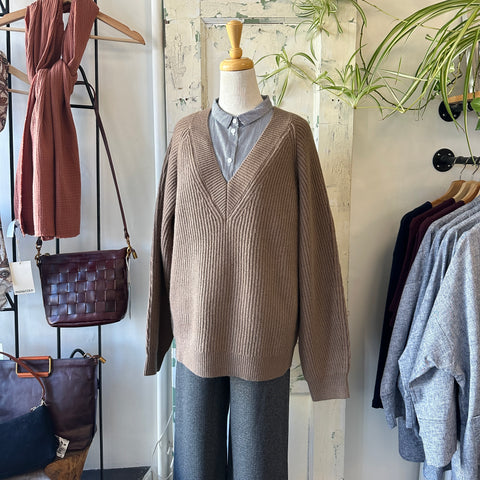 Minimum // Alena Sweater Shitake