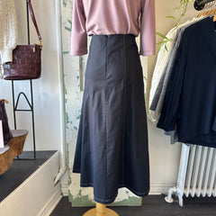 Jennifer Glasgow // Volans Skirt Black