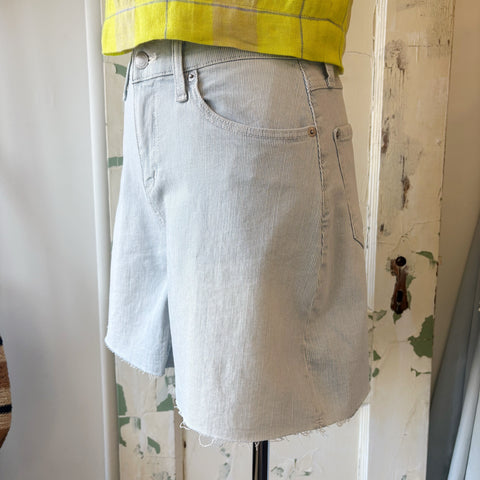 Yoga Jeans // Lesley Shorts Classic Rise