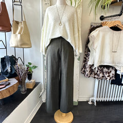 Mus and BomBon // Uriel Pant Green