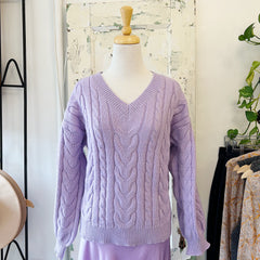 Astrid // Cozy Lilac Cable V