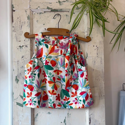 Compania Fantastica // Lotto Bright Floral Print Top
