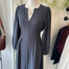 Indi & Cold // Cotton Crepe Dress Navy