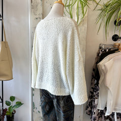 Mus and BomBon // Elara Boucle Pullover Ecru