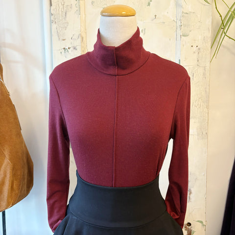 Eve Gravel // Orphee Top Bordeux