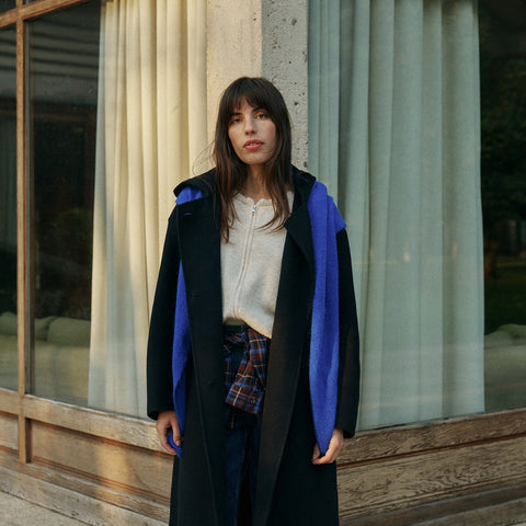 Indi & Cold // Klein Blue Shawl