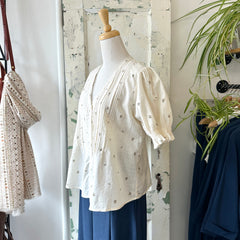 Indi & Cold // Little Flower Blouse