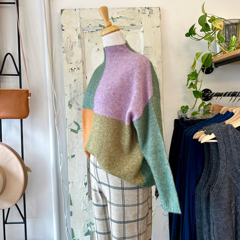 Indi & Cold // Colour Block Sweater
