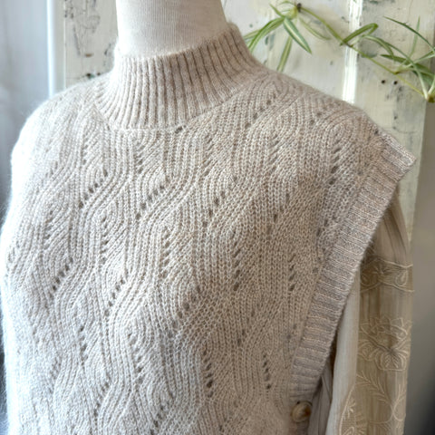 Indi & Cold // Crochet Vest Ivory