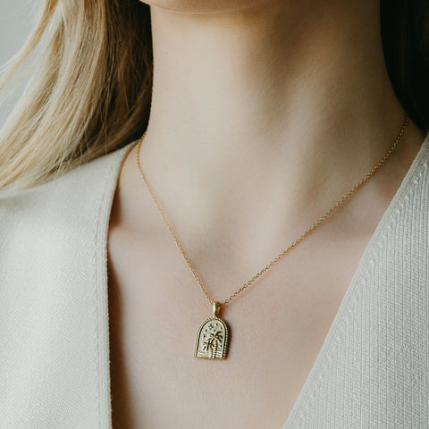 Petite Gold  // Palmera Necklace