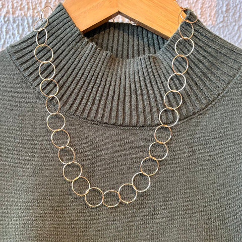 Frug // Loop Necklace GP