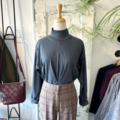 Indi & Cold // Cotton Pleated Pullover