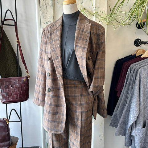 Indi & Cold // Plaid Blazer