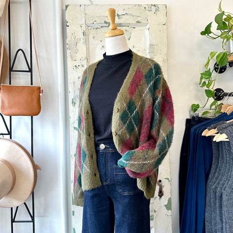 Indi & Cold // Diamond Cardi Olive